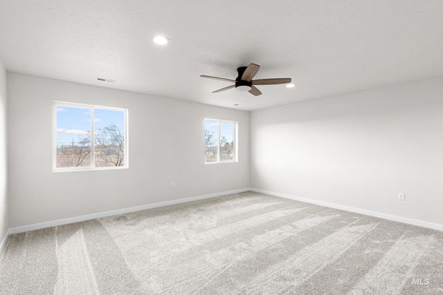 13677 Redway Ct, Caldwell, ID 83607