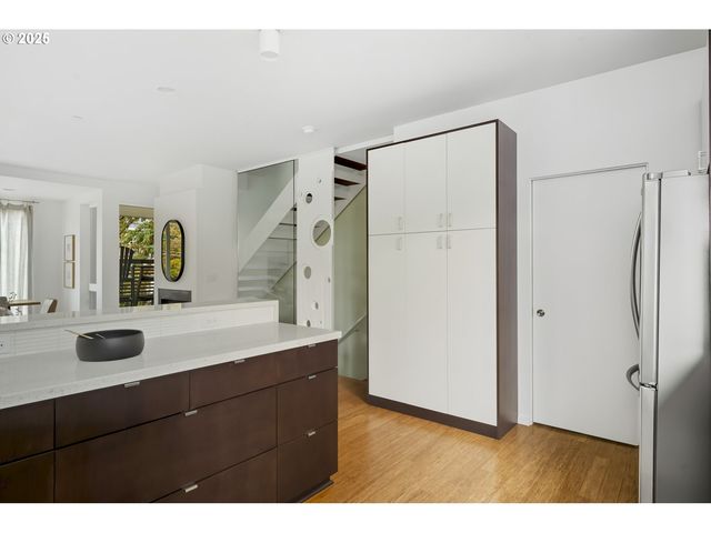 1102 Ne TILLAMOOK St 5, Portland, OR 97212