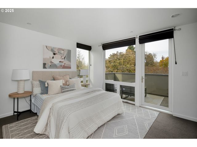 1102 Ne TILLAMOOK St 5, Portland, OR 97212