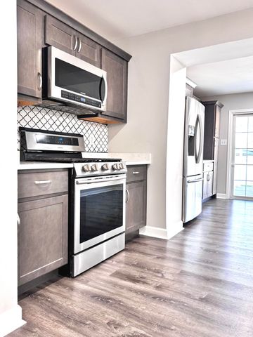 3429 42nd Street, Highland, IN 46322