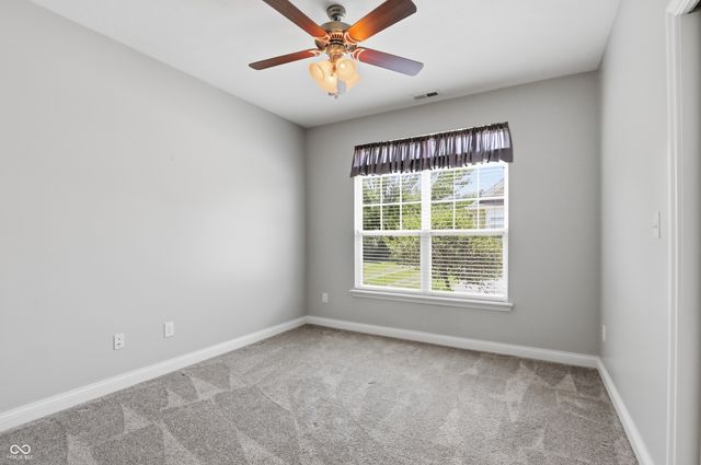 561 Rickels Court, Whiteland, IN 46184