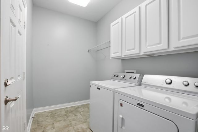 561 Rickels Court, Whiteland, IN 46184