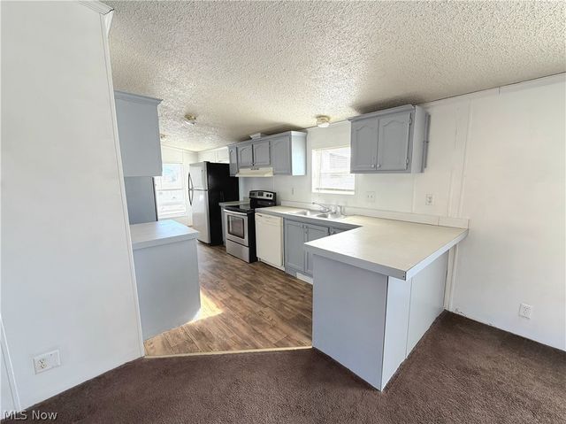 14 Hector Avenue, Chester, WV 26034