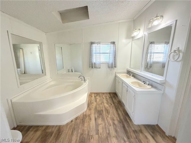 14 Hector Avenue, Chester, WV 26034