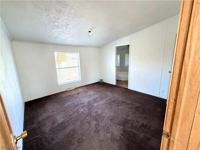 14 Hector Avenue, Chester, WV 26034