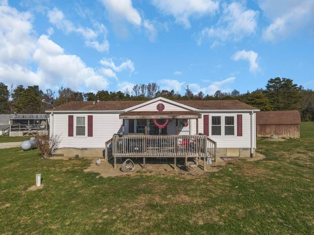 18728 Griffith Road, Logan, OH 43138