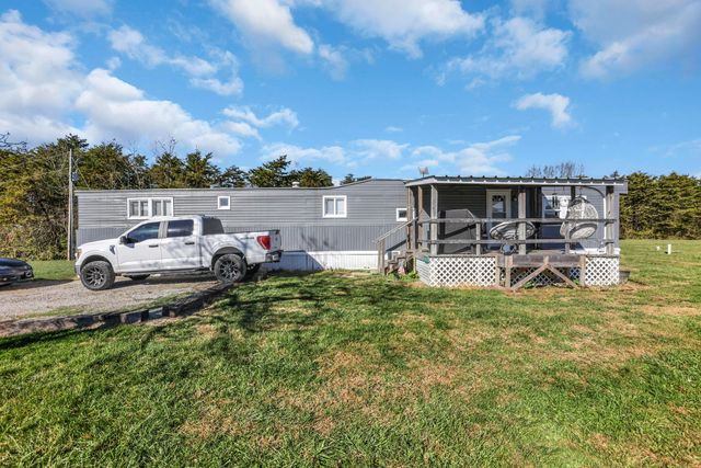 18728 Griffith Road, Logan, OH 43138