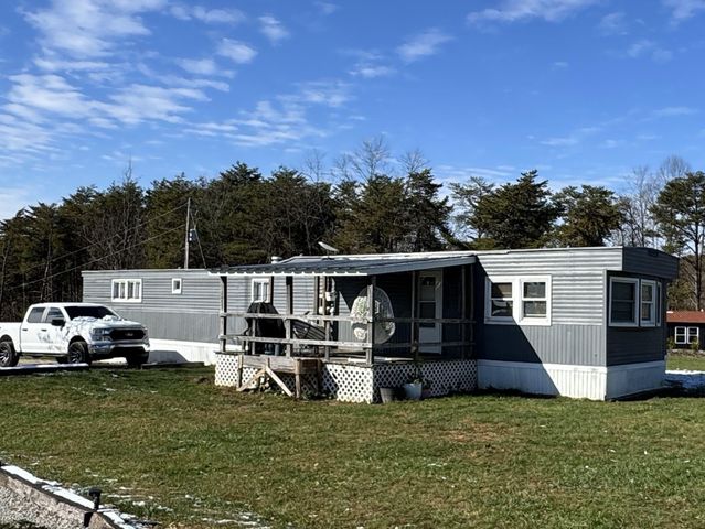 18728 Griffith Road, Logan, OH 43138