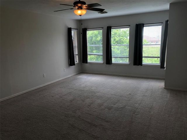 5718 Silas Creek Ct, Sugar Land, TX 77479