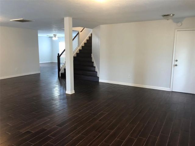 5718 Silas Creek Ct, Sugar Land, TX 77479