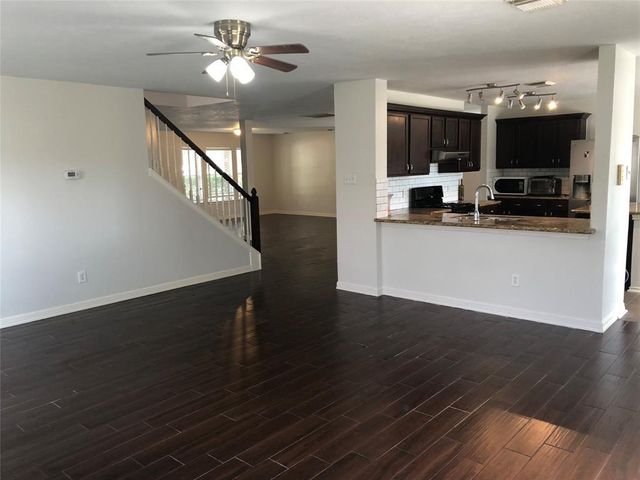 5718 Silas Creek Ct, Sugar Land, TX 77479