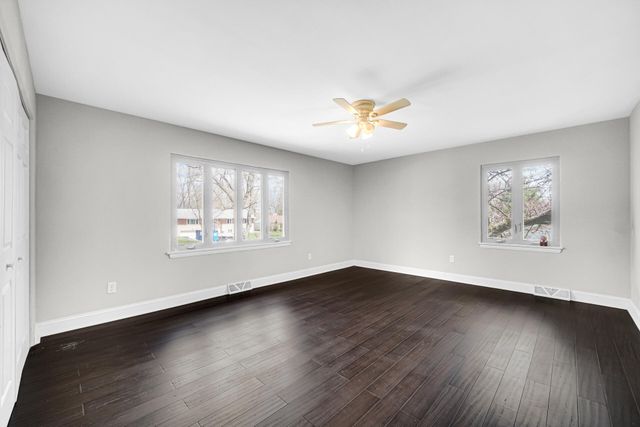 924 Quinn Place, Dyer, IN 46311