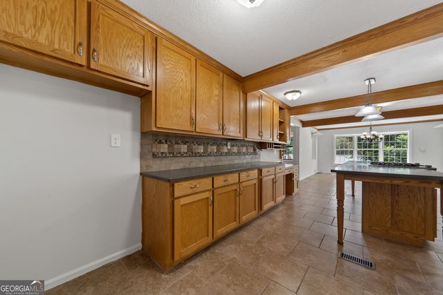 274 S Steel Bridge Road, Eatonton, GA 31024