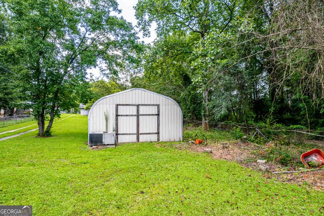 274 S Steel Bridge Road, Eatonton, GA 31024
