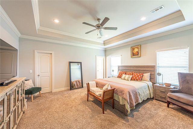 1914 Quinlan Avenue, Lowell, AR 72745