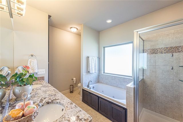 1914 Quinlan Avenue, Lowell, AR 72745