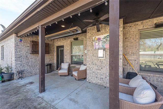 1914 Quinlan Avenue, Lowell, AR 72745