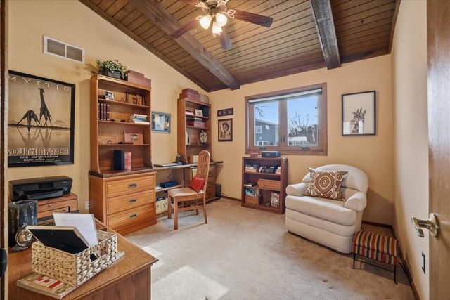 3265 San Juan TRAIL, Brookfield, WI 53005