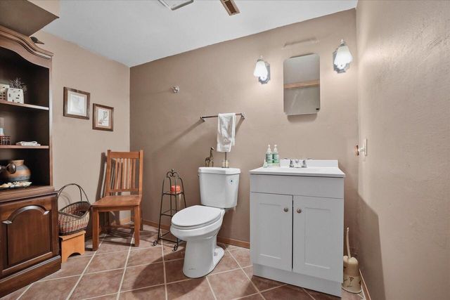 3265 San Juan TRAIL, Brookfield, WI 53005