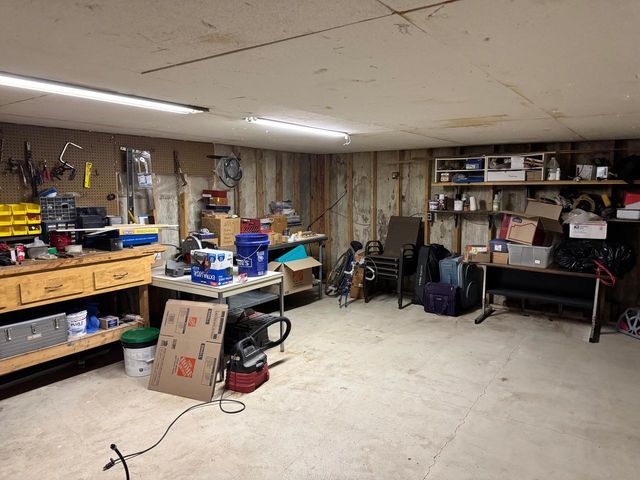 3265 San Juan TRAIL, Brookfield, WI 53005