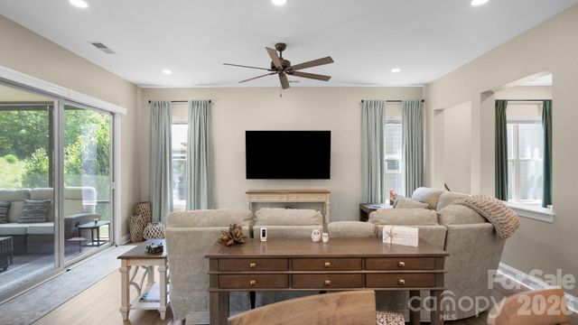 131 Chimney Rock Court, Denver, NC 28037