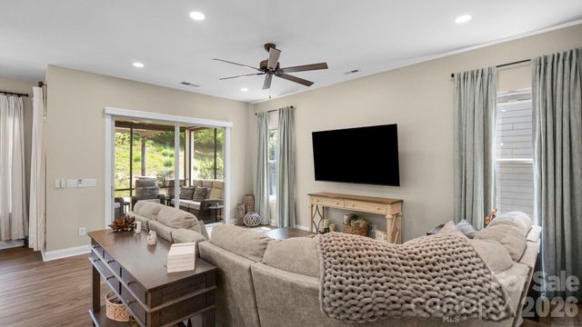 131 Chimney Rock Court, Denver, NC 28037