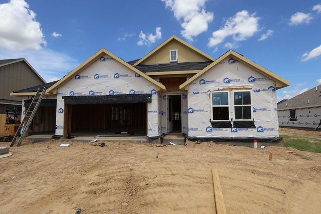 12107 St Augustine Drive, Mont Belvieu, TX 77535