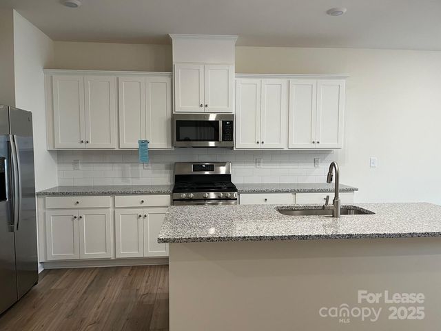 8104 Ramsburg Drive, Charlotte, NC 28269