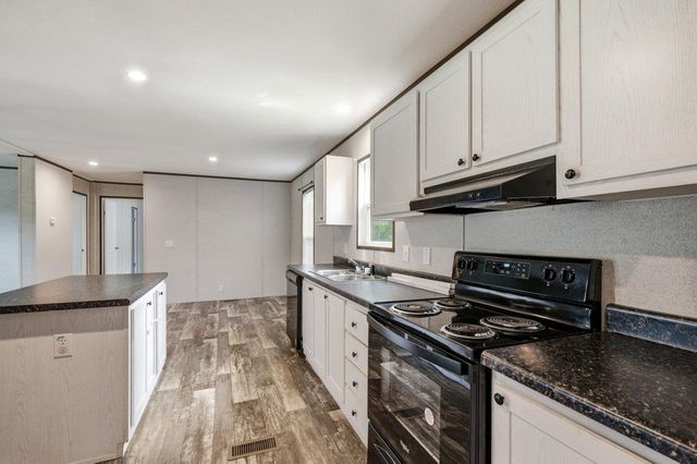 4181 Stillpond Rd., Conway, SC 29526