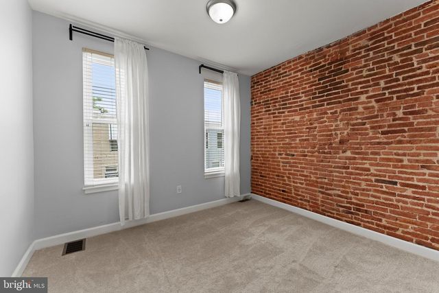 224 N PORT ST, Baltimore, MD 21224