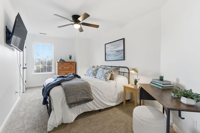 1074 Talon Dr, Columbia, TN 38401