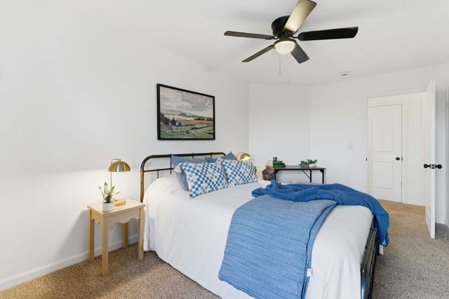 1074 Talon Dr, Columbia, TN 38401