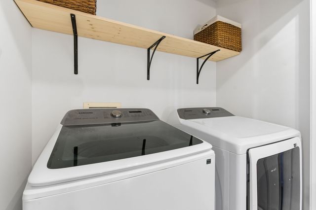 1074 Talon Dr, Columbia, TN 38401