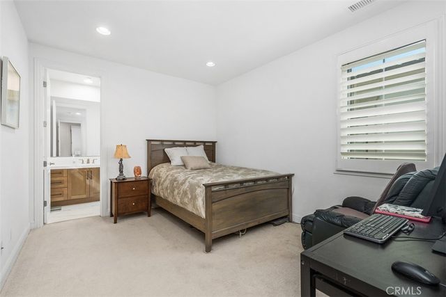 118 Iron Gate, Irvine, CA 92618