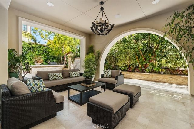 118 Iron Gate, Irvine, CA 92618