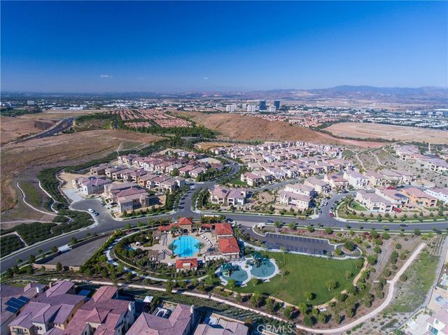 118 Iron Gate, Irvine, CA 92618