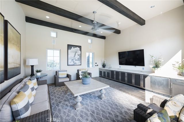 118 Iron Gate, Irvine, CA 92618