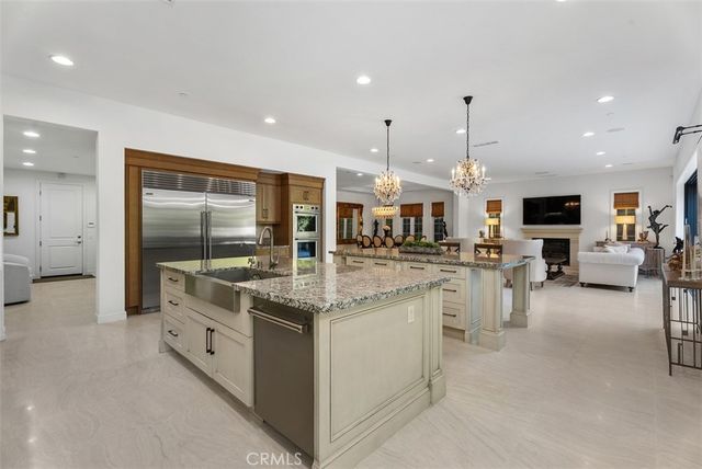 118 Iron Gate, Irvine, CA 92618