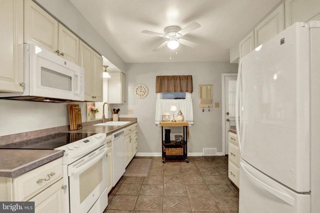 214 RIDGE HILL ROAD, Mechanicsburg, PA 17050