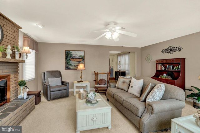 214 RIDGE HILL ROAD, Mechanicsburg, PA 17050
