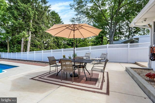 214 RIDGE HILL ROAD, Mechanicsburg, PA 17050