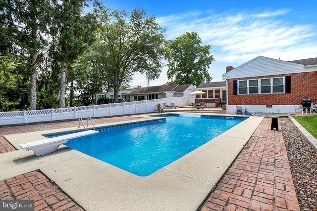 214 RIDGE HILL ROAD, Mechanicsburg, PA 17050