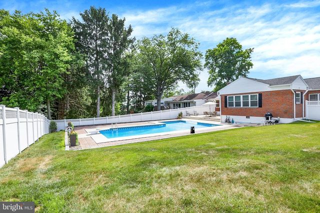 214 RIDGE HILL ROAD, Mechanicsburg, PA 17050