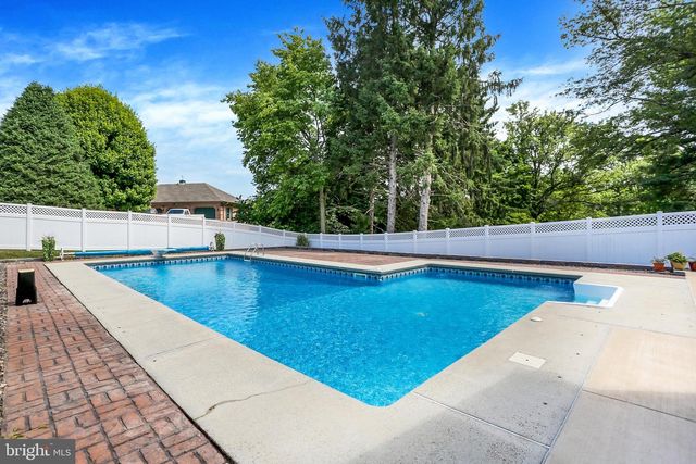 214 RIDGE HILL ROAD, Mechanicsburg, PA 17050