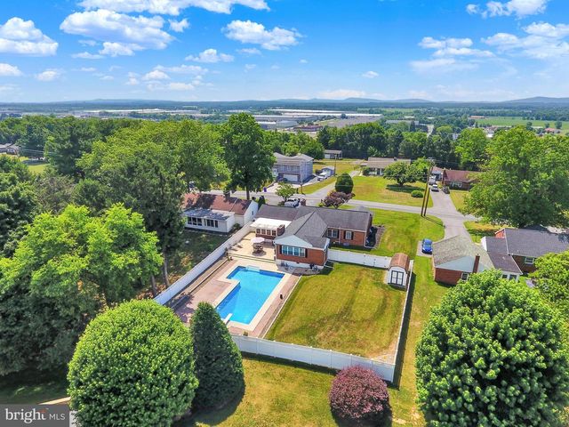 214 RIDGE HILL ROAD, Mechanicsburg, PA 17050