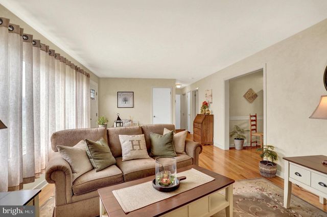 214 RIDGE HILL ROAD, Mechanicsburg, PA 17050