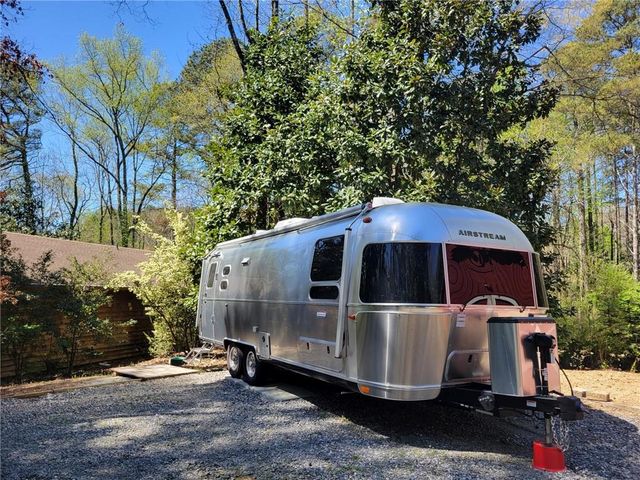 605 Marietta Highway, Roswell, GA 30075