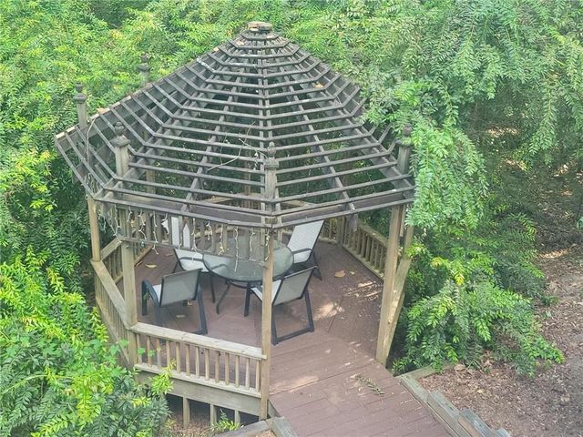 605 Marietta Highway, Roswell, GA 30075