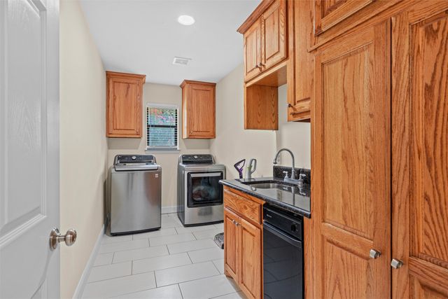7241 Colwell Drive, Midlothian, TX 76065