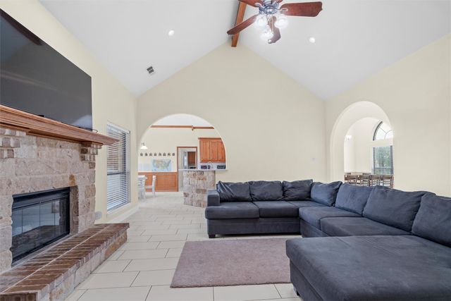 7241 Colwell Drive, Midlothian, TX 76065